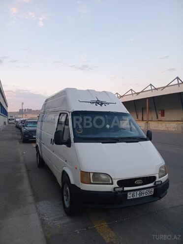 Ford Transit-1