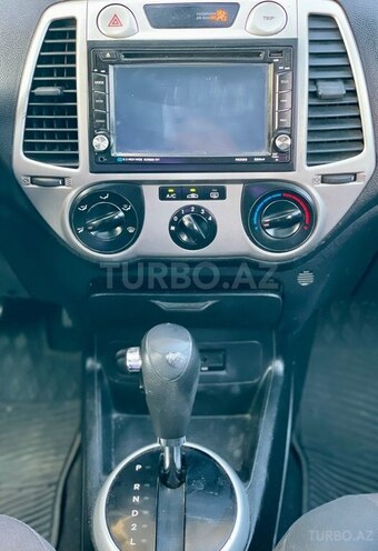 Hyundai i20-15