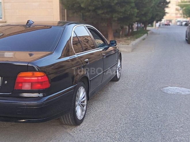 BMW 523-7