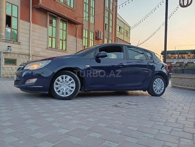 Opel Astra-9