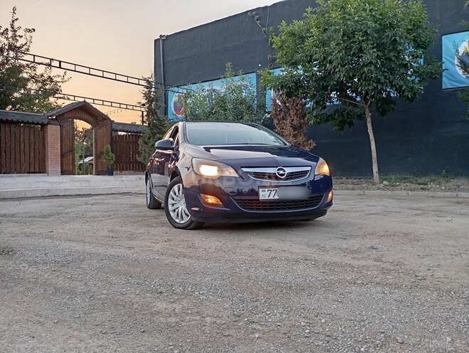 Opel Astra-1