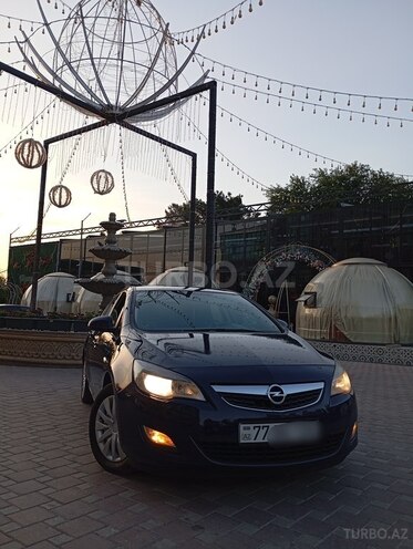 Opel Astra-3