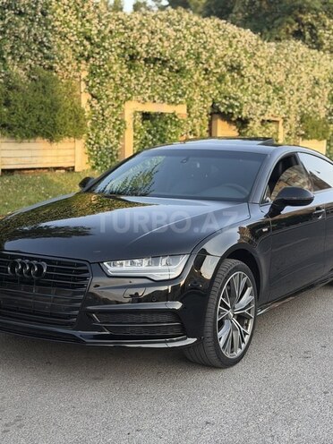 Audi A7-8