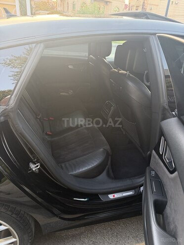 Audi A7-12