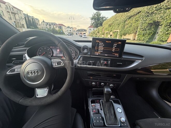 Audi A7-14