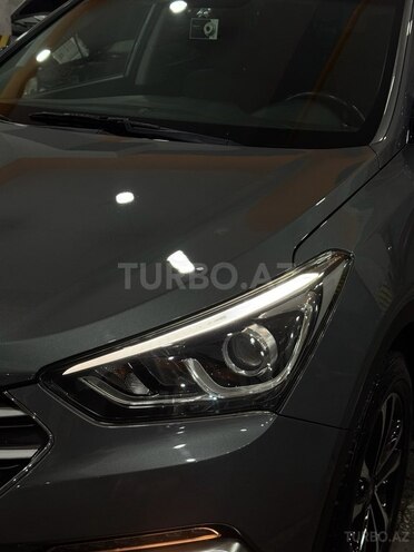 Hyundai Santa Fe-10