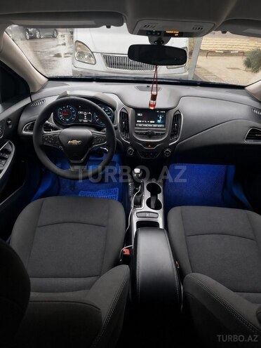 Chevrolet Cruze-2