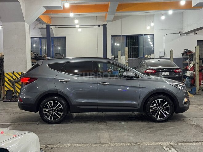 Hyundai Santa Fe-6
