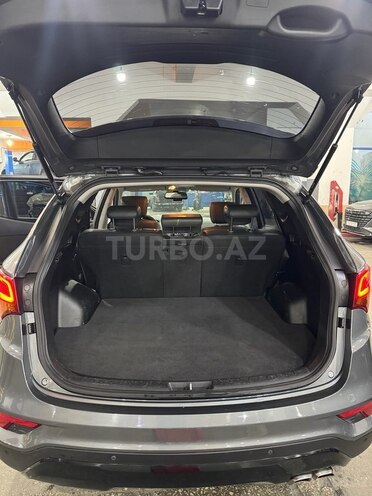 Hyundai Santa Fe-18