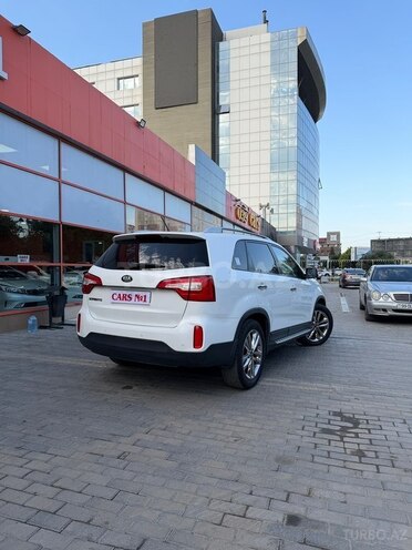 Kia Sorento-4