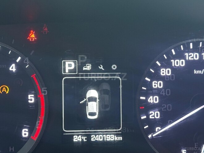 Hyundai Sonata-11