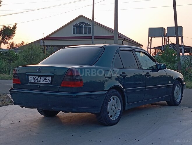 Mercedes C 180-6