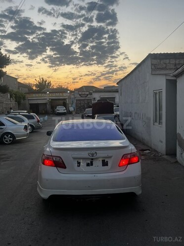 Toyota Camry-6