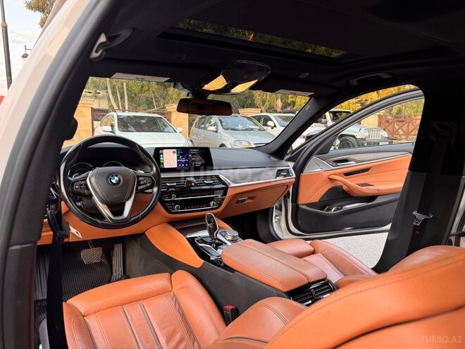 BMW 530-11