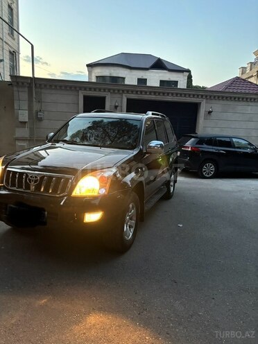 Toyota Land Cruiser Prado-6