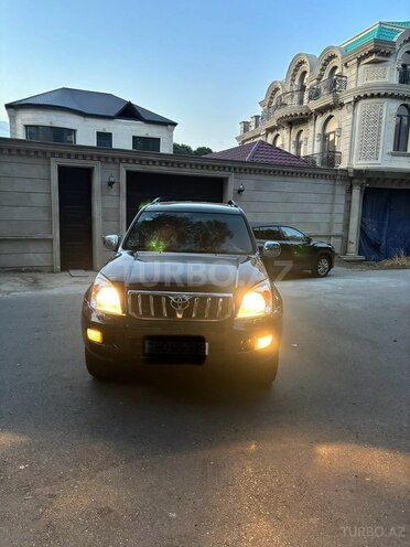 Toyota Land Cruiser Prado-1