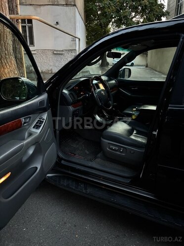 Toyota Land Cruiser Prado-9