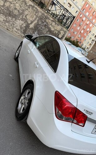Chevrolet Cruze-6