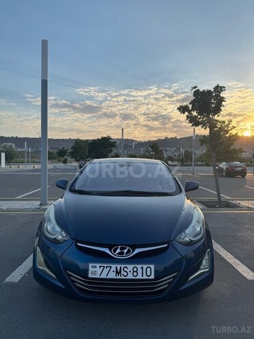Hyundai Elantra-1
