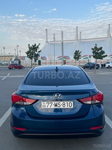 Hyundai Elantra-2