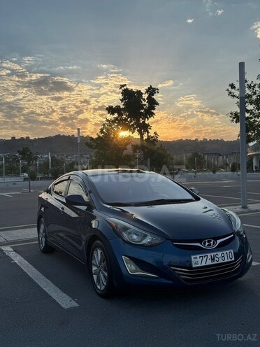 Hyundai Elantra-6