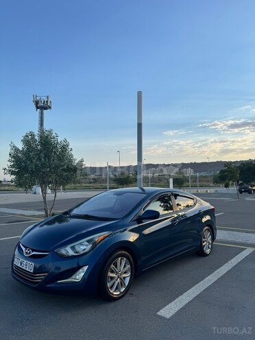 Hyundai Elantra-7