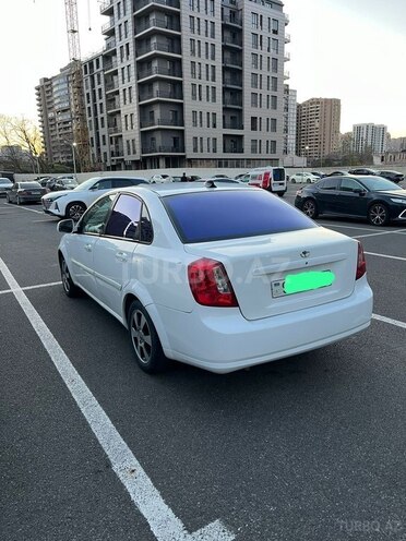 Daewoo Gentra-2
