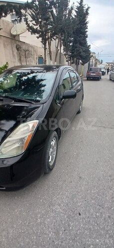 Toyota Prius-3