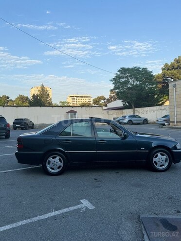 Mercedes C 200-4