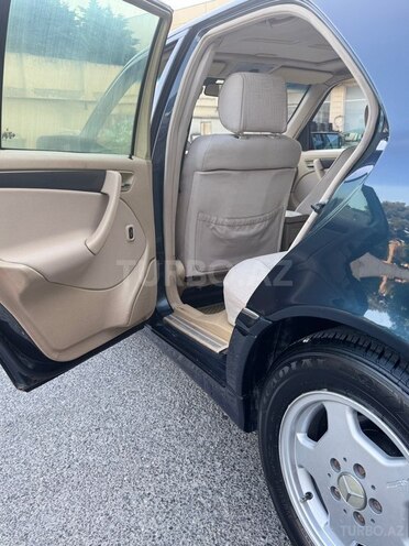 Mercedes C 200-9