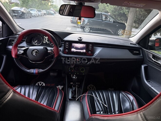 Skoda Rapid-8