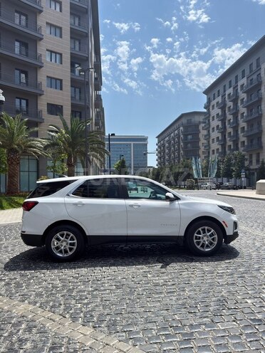 Chevrolet Equinox-5