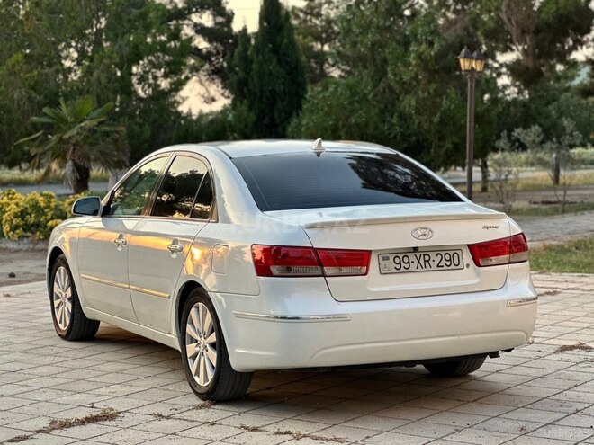 Hyundai Sonata-6