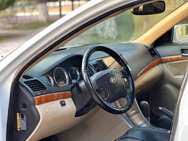 Hyundai Sonata-8