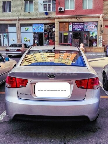 Kia Cerato-6