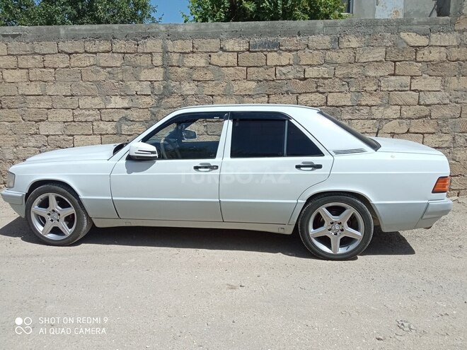 Mercedes 190-7
