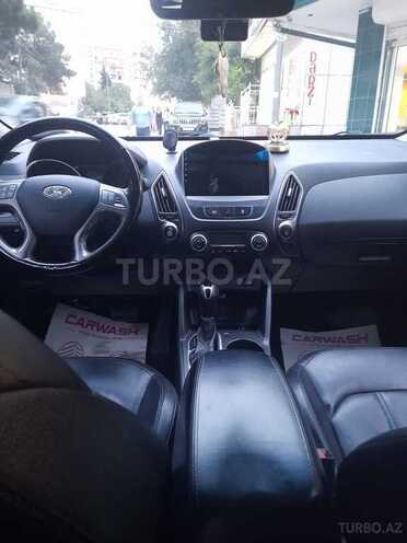 Hyundai ix35-6