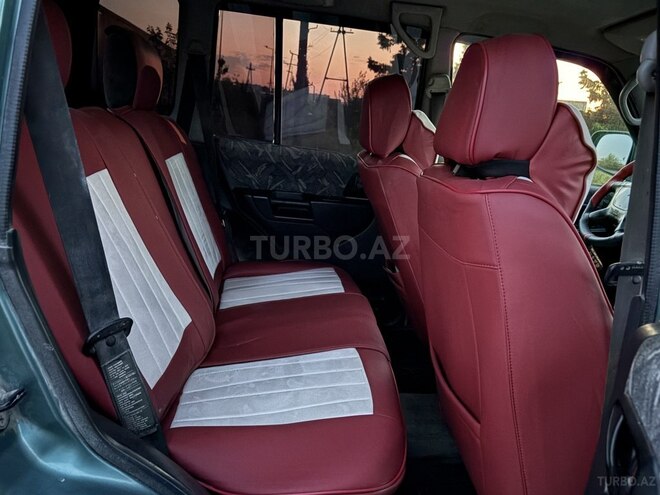 Mitsubishi Pajero io-9
