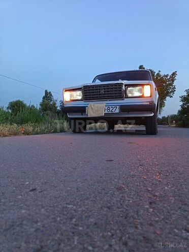 LADA (VAZ) 2107-1
