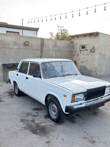 LADA (VAZ) 2107-4