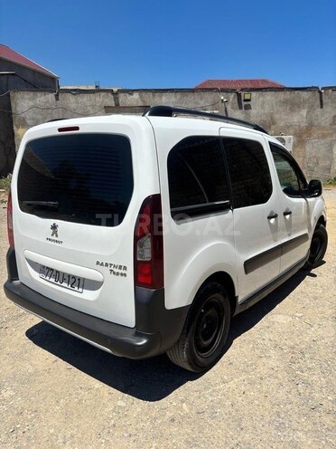 Peugeot Partner Tepee-4