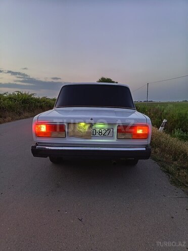 LADA (VAZ) 2107-3