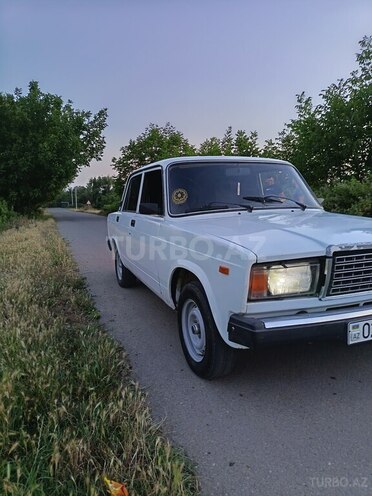 LADA (VAZ) 2107-4