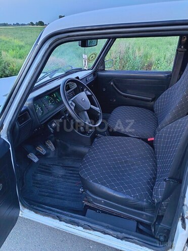 LADA (VAZ) 2107-10