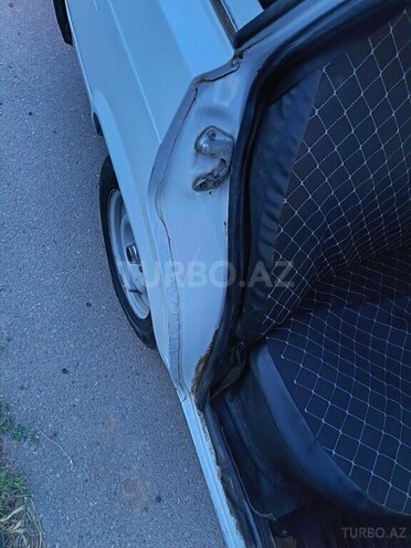 LADA (VAZ) 2107-13