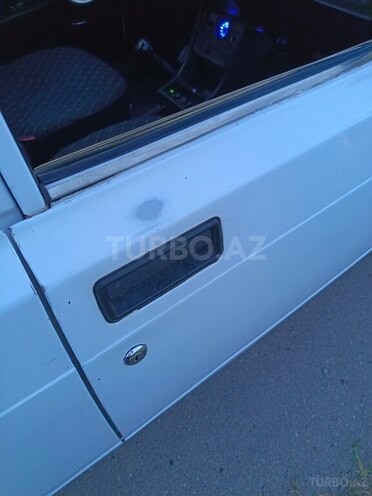 LADA (VAZ) 2107-20