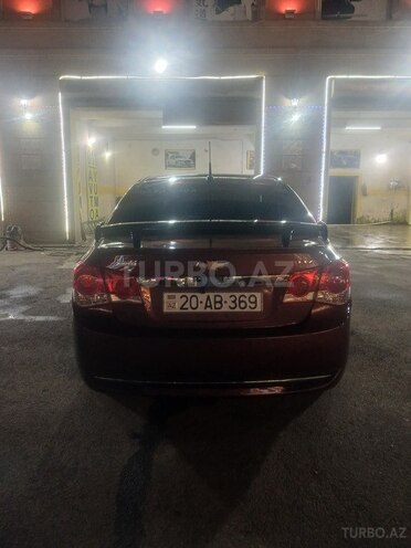 Chevrolet Cruze-2