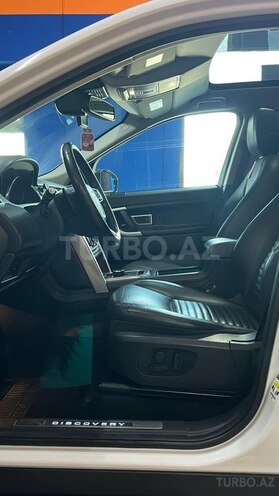 Land Rover Discovery Sport-18