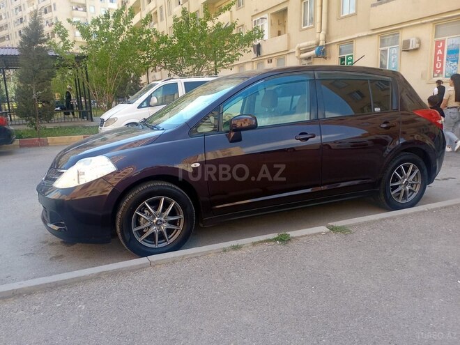 Nissan Tiida-7