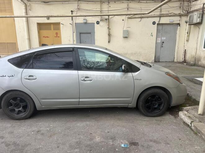 Toyota Prius-6